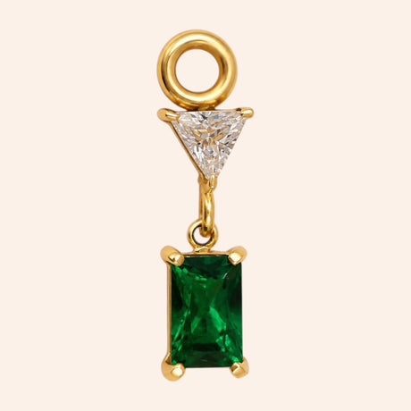 Ma boutique Minuit interchangeable earring charm with a rectangular green stone and triangular crystal in gold steel